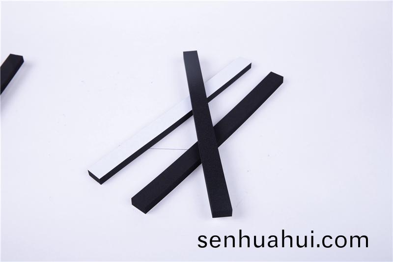 CR減(jian)震保(bao)溫條(tiao)