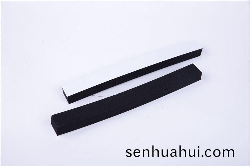 CR減震保溫(wen)條(tiao)