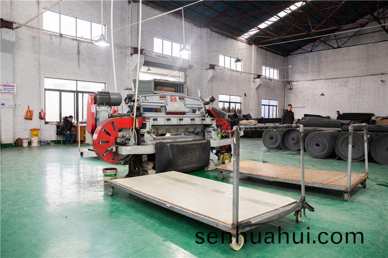 生産(chan)設(she)備